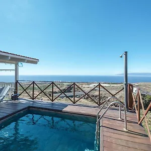 https://la-casita-costa-adeje-tenerife-38678.adeje-hotels.com